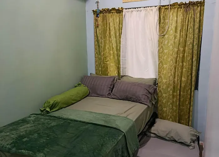 Apartahotel 1 Bedroom Unit Staycation In Fairview Qc At Grandmesa